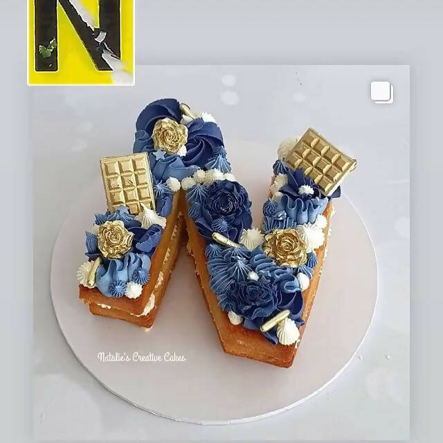 Tiffin cake letter N