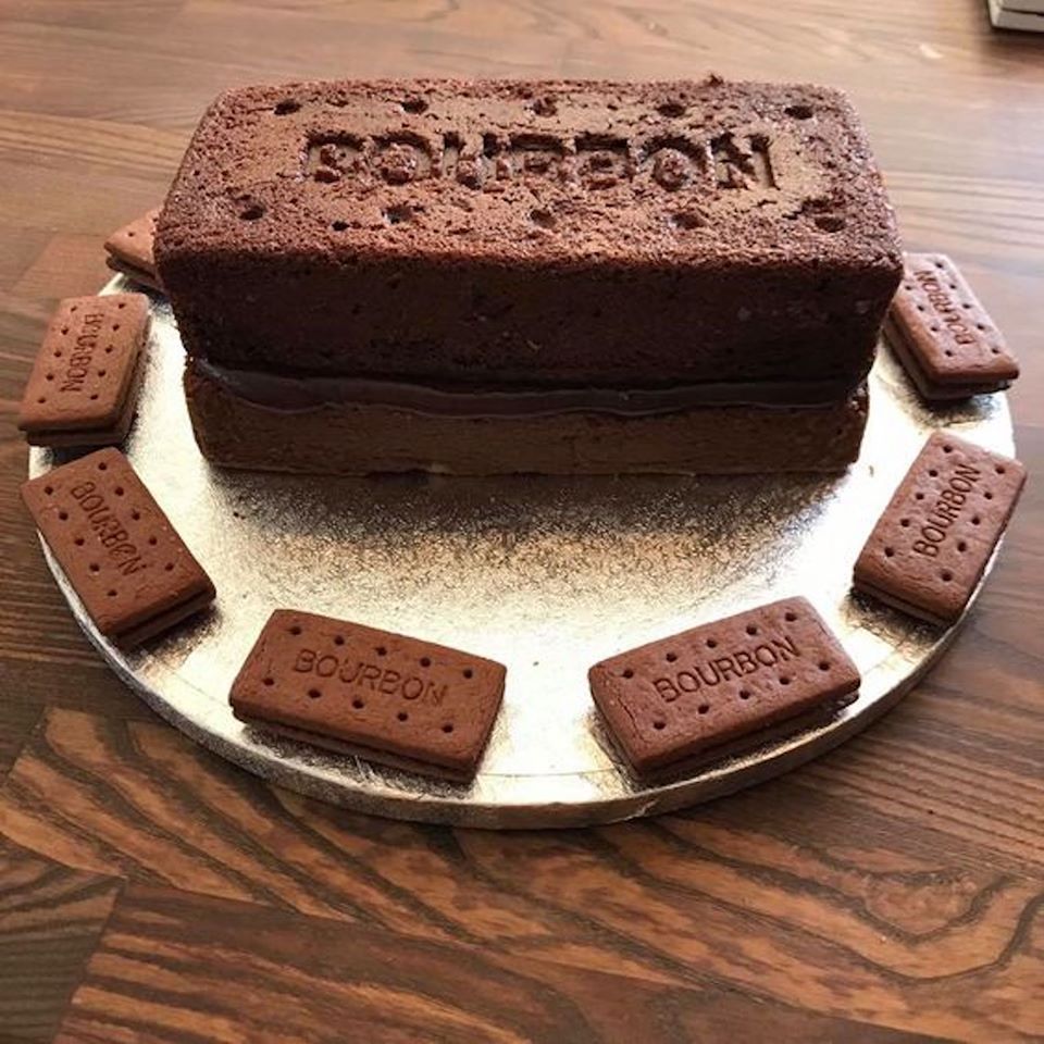 Bourbon biscuit cake with MoldyfunUSA